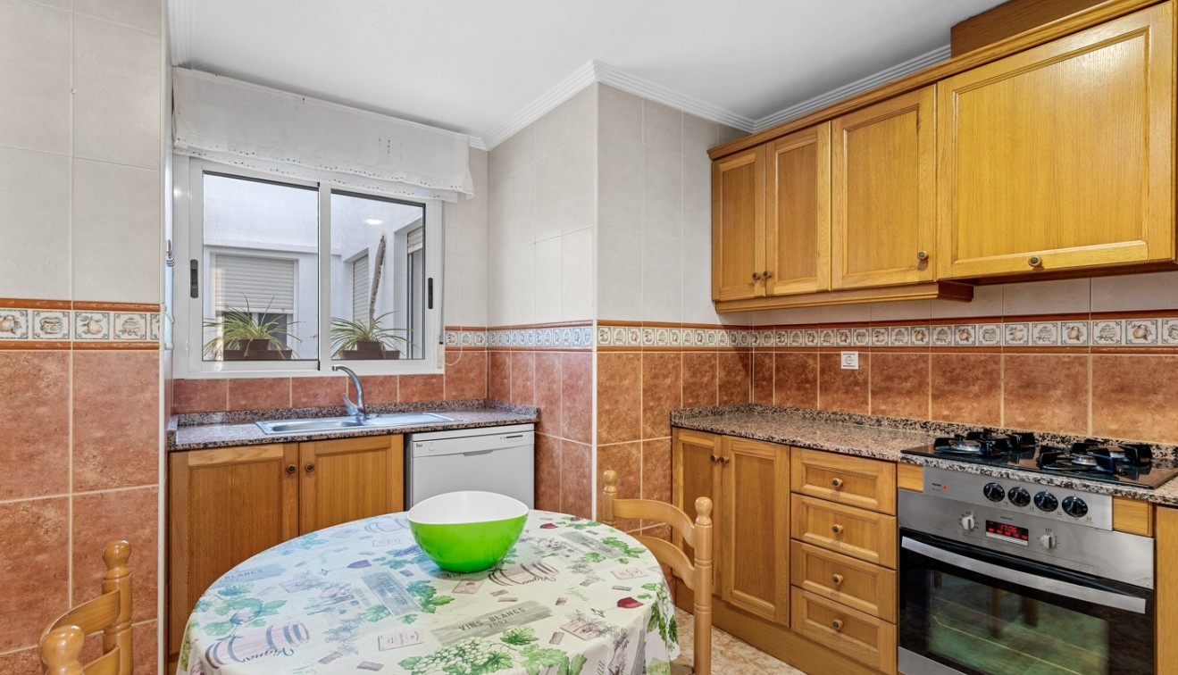 Sprzedaż - Apartament - Almoradí