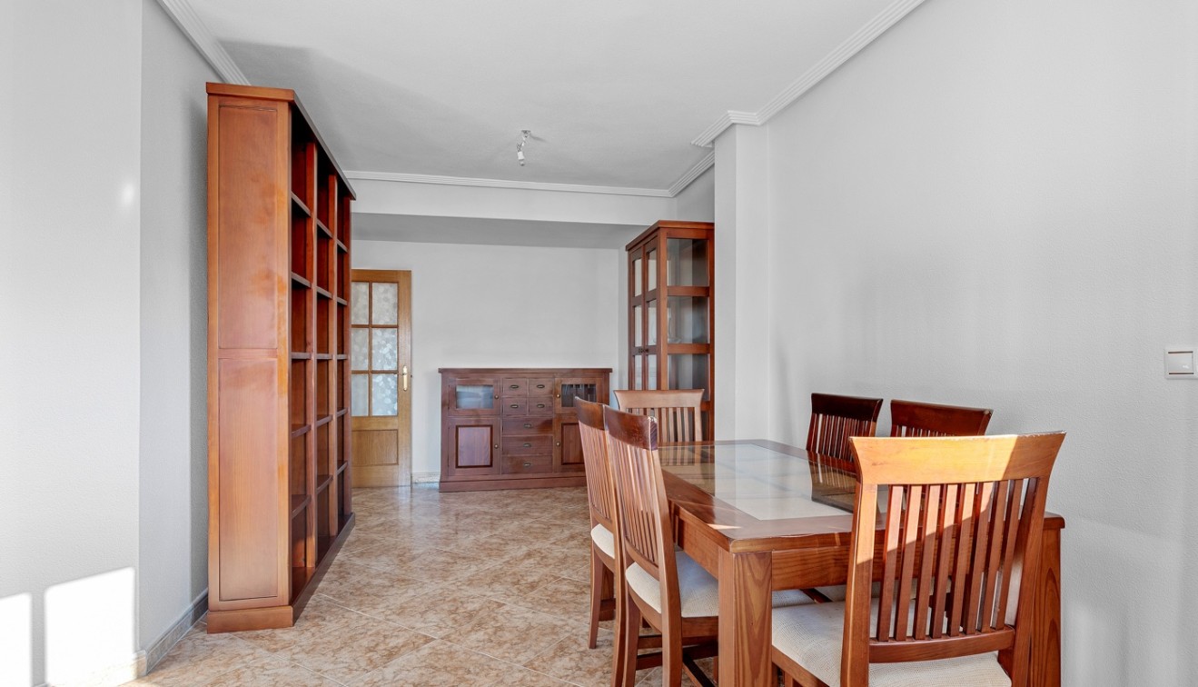 Sprzedaż - Apartament - Almoradí