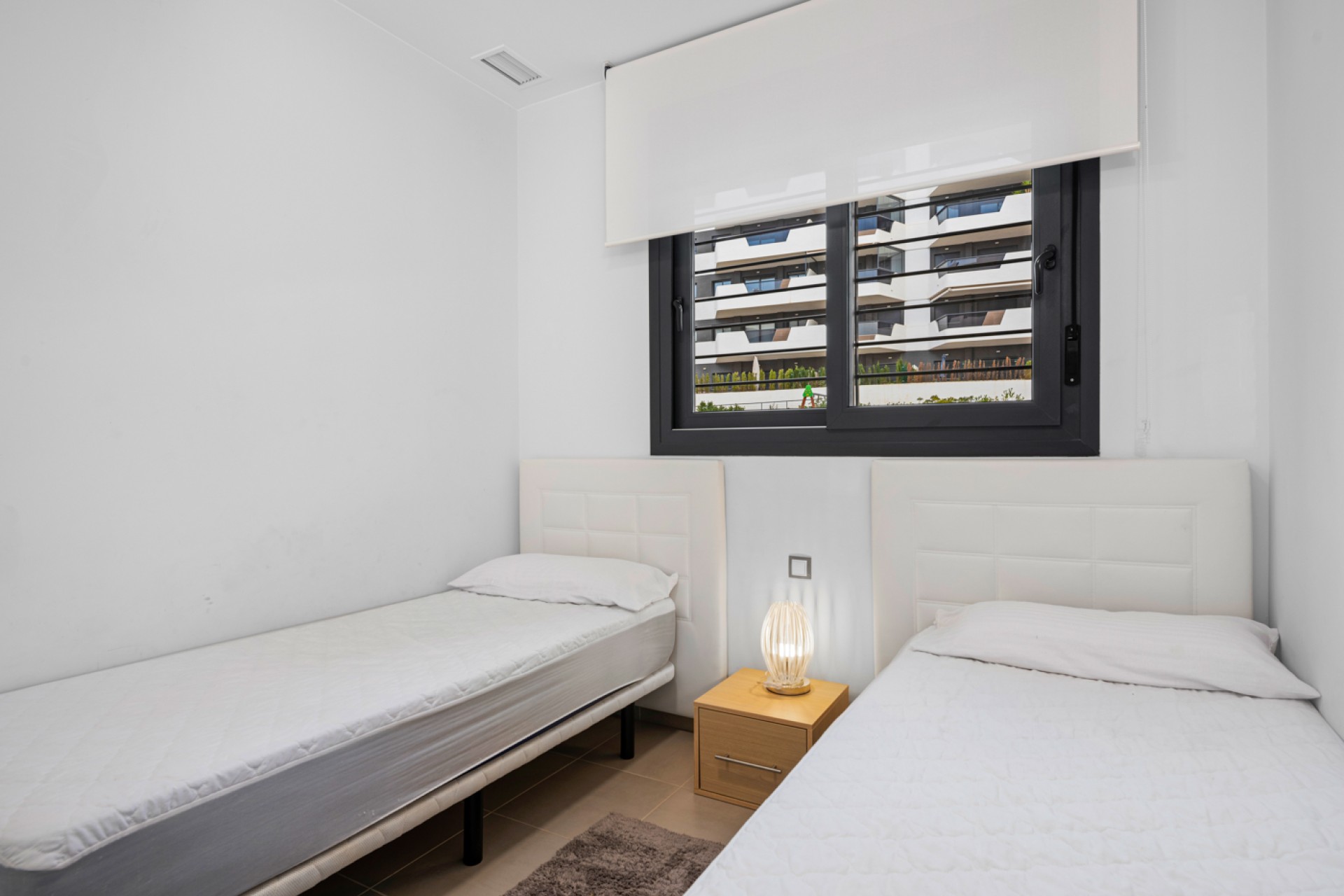 Sprzedaż - Apartament - Arenales del Sol