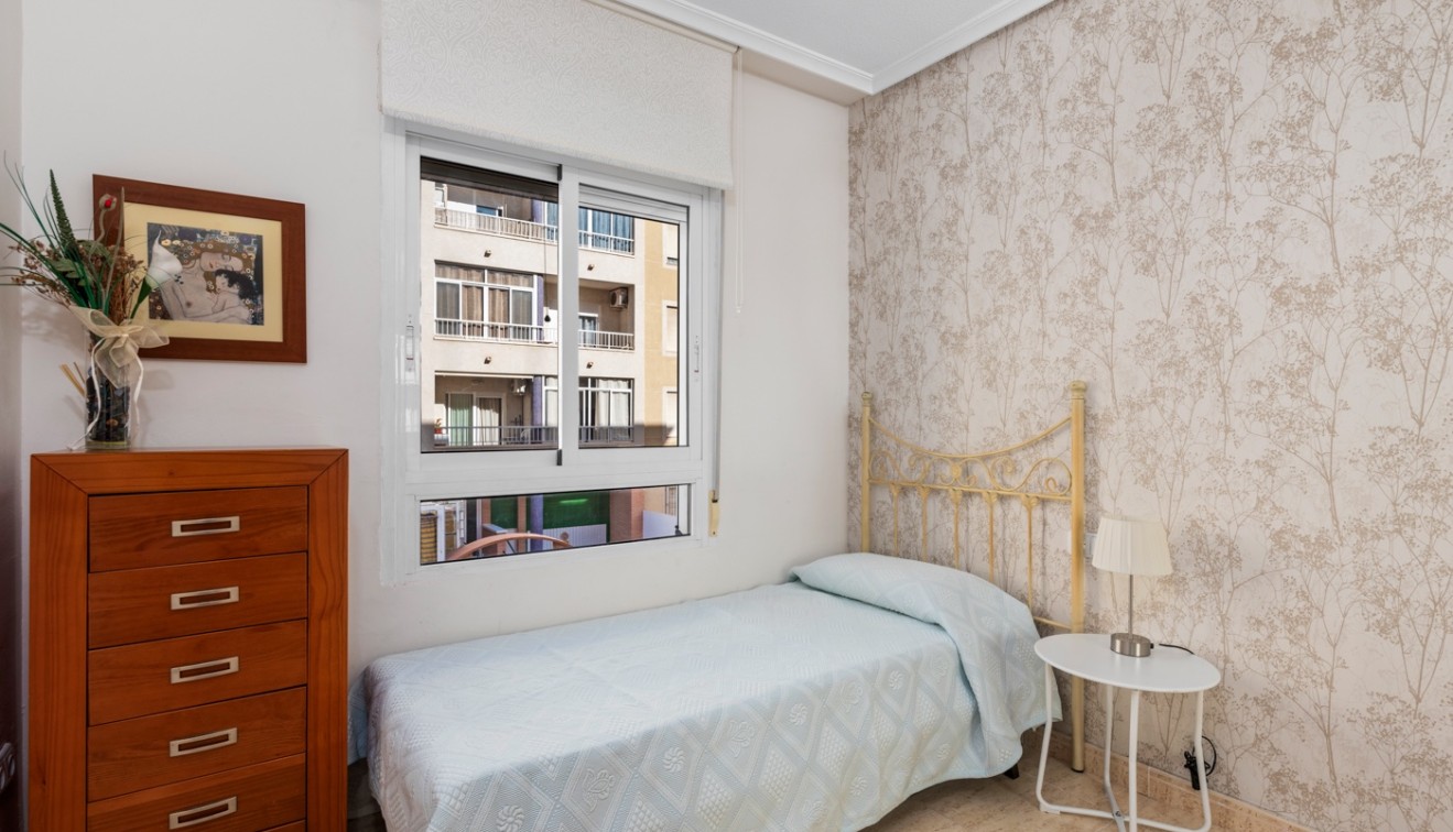 Sprzedaż - Apartament - Guardamar del Segura - Pueblo