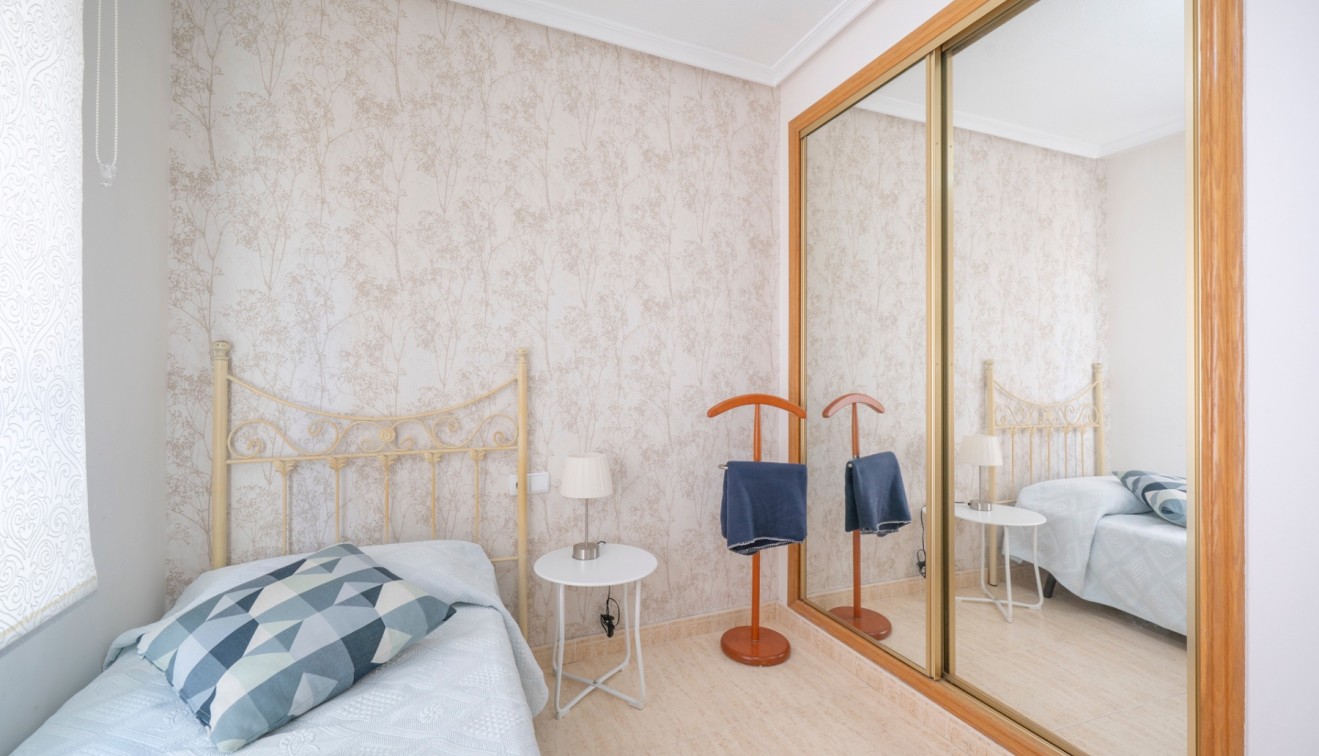 Sprzedaż - Apartament - Guardamar del Segura - Pueblo