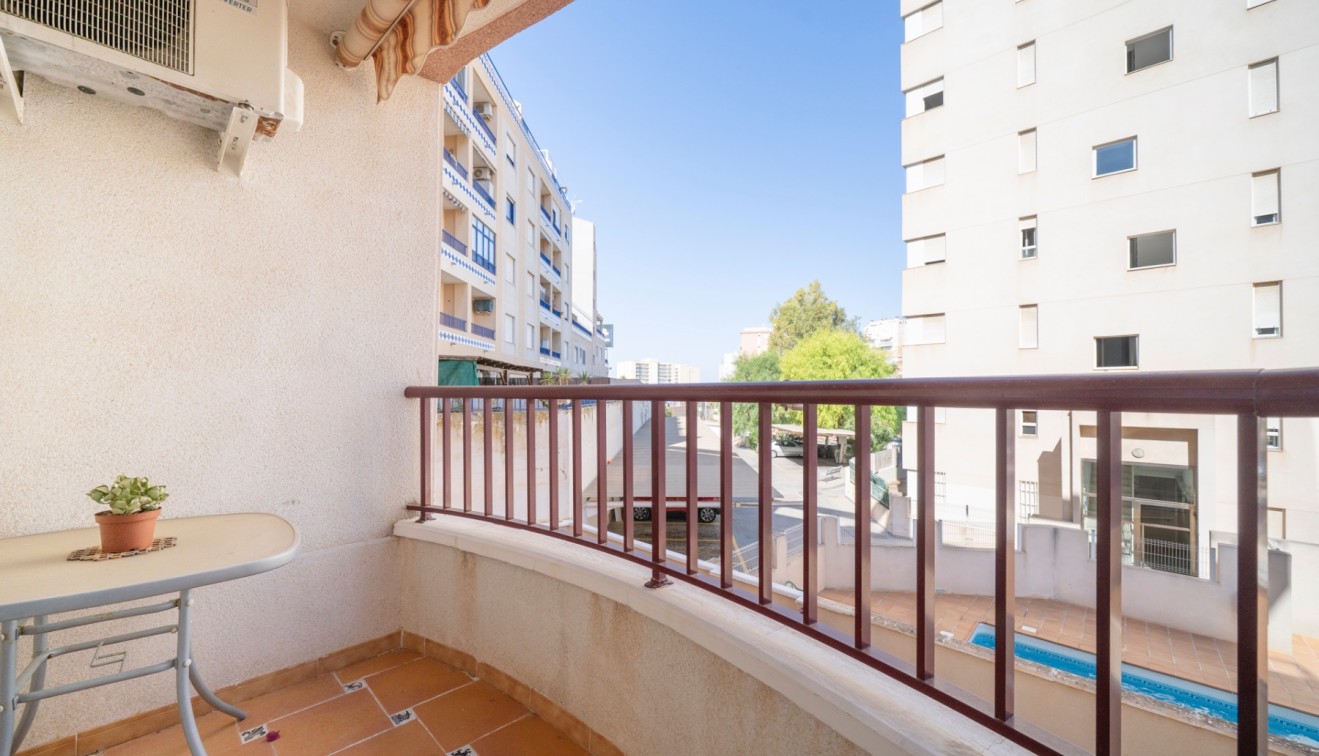 Sprzedaż - Apartament - Guardamar del Segura - Pueblo