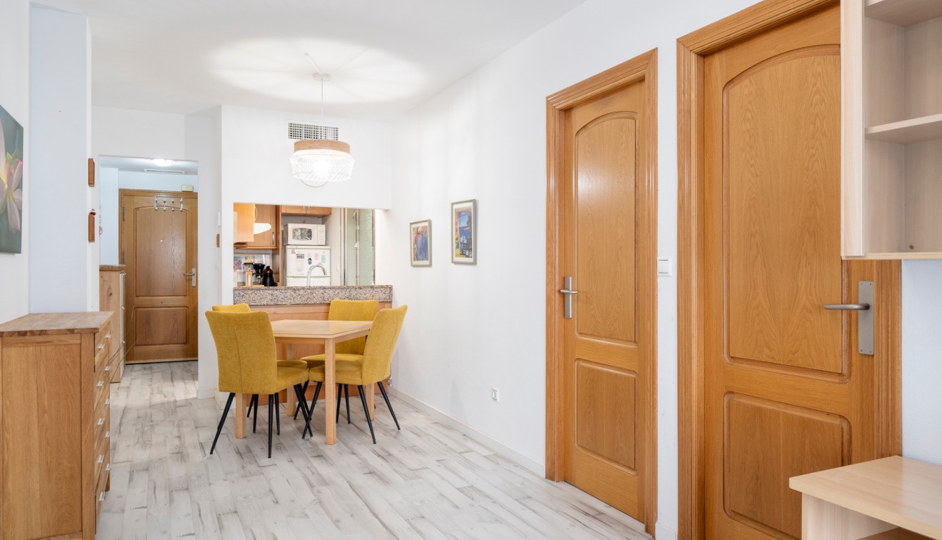 Sprzedaż - Apartament - Torrevieja