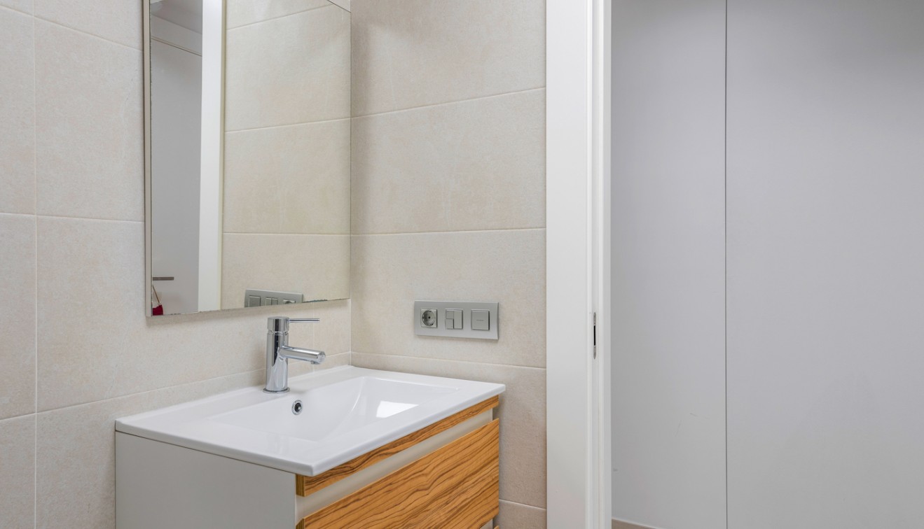 Sprzedaż - Apartament - Torrevieja