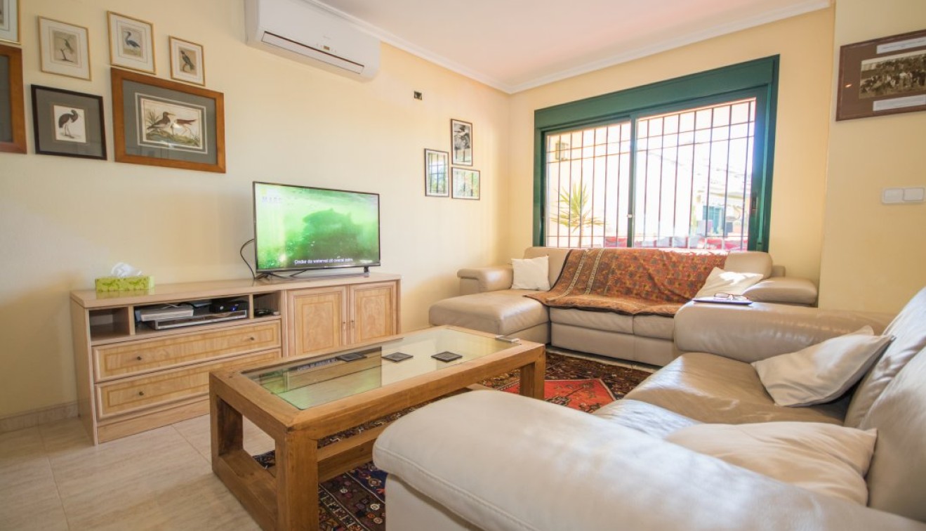 Sprzedaż - Apartament - Villamartín