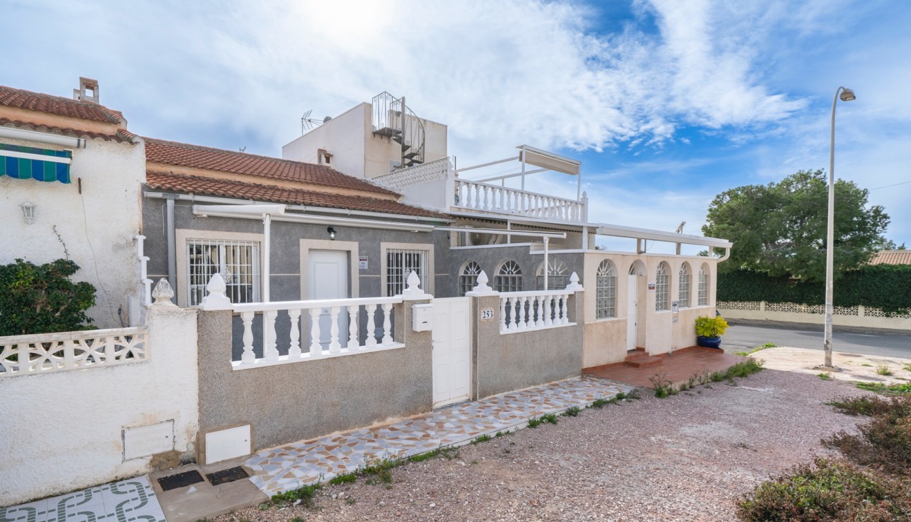 Sprzedaż - Bungalow - Torrevieja - El chaparral