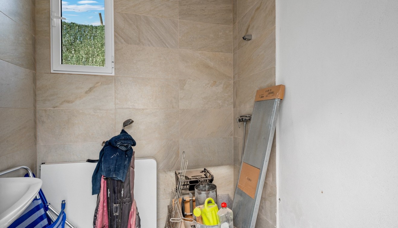 Sprzedaż - Chalet - Elche/Elx