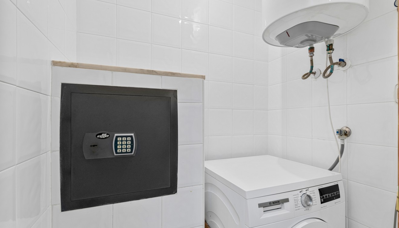 Sprzedaż - Ground Floor - Guardamar del Segura