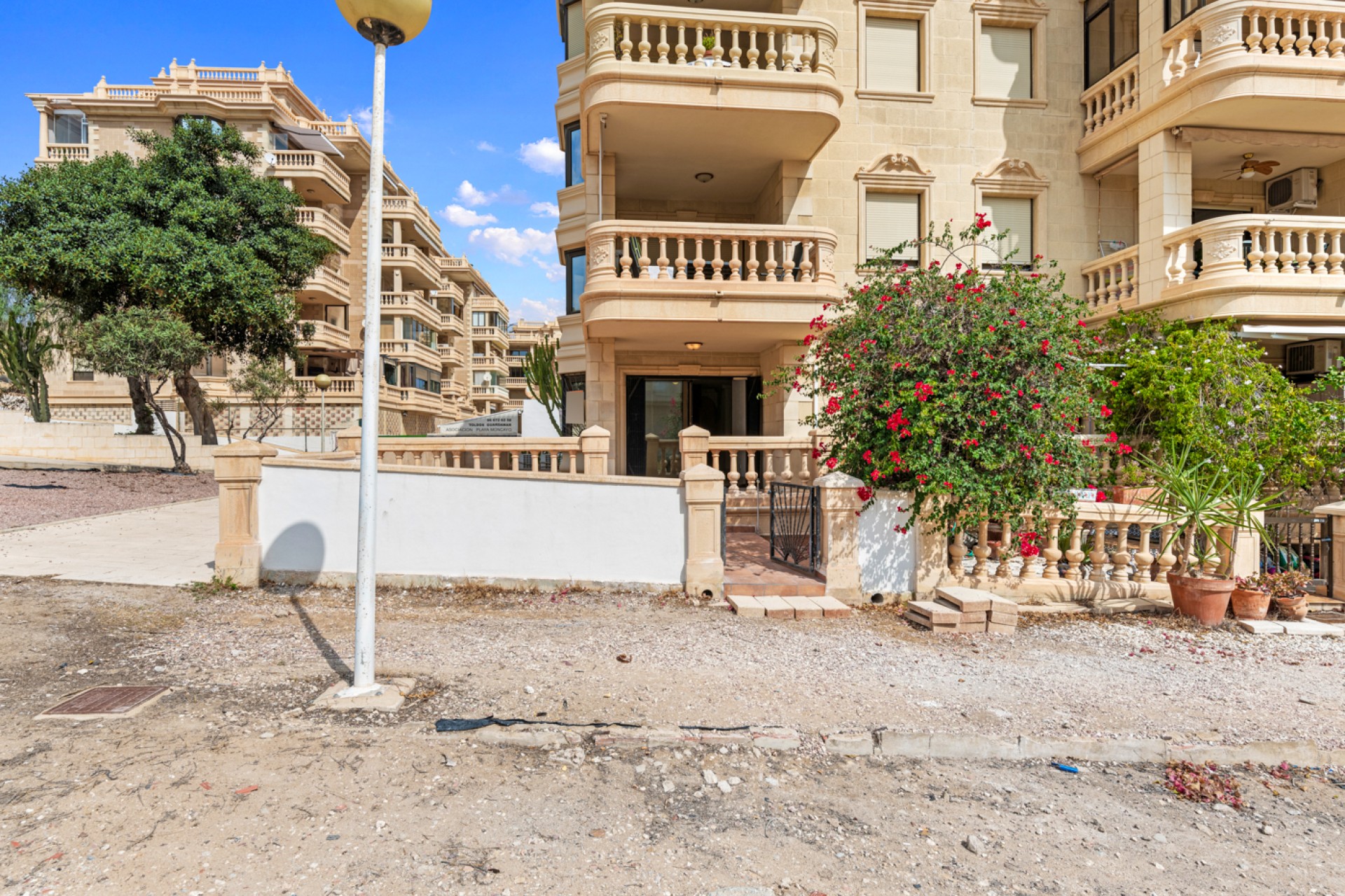 Sprzedaż - Ground Floor - Guardamar del Segura