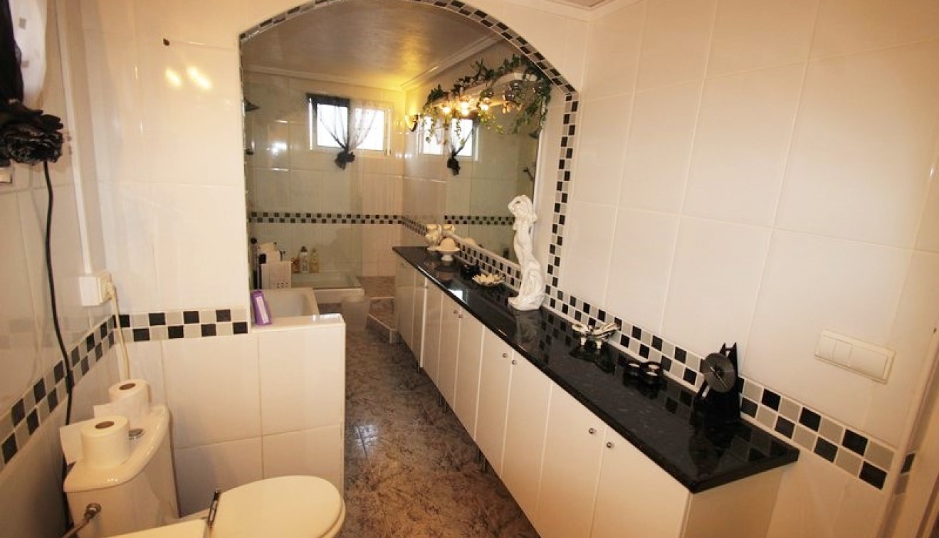 Sprzedaż - Posiadłość wiejska - Rojales