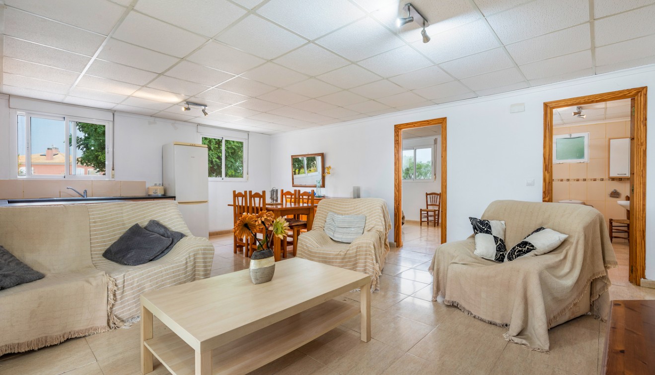 Sprzedaż - Posiadłość wiejska - Sax