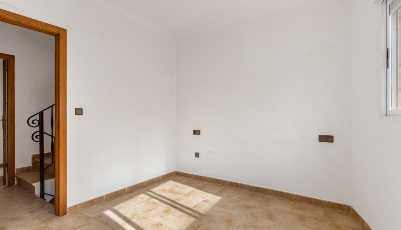 Sprzedaż - Townhouse - Guardamar del Segura