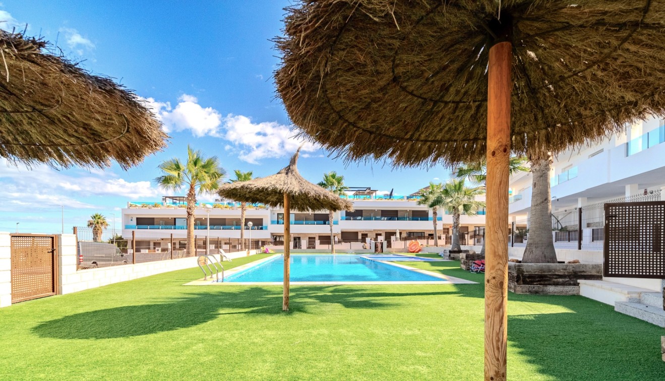 Sprzedaż - Townhouse - Los Balcones