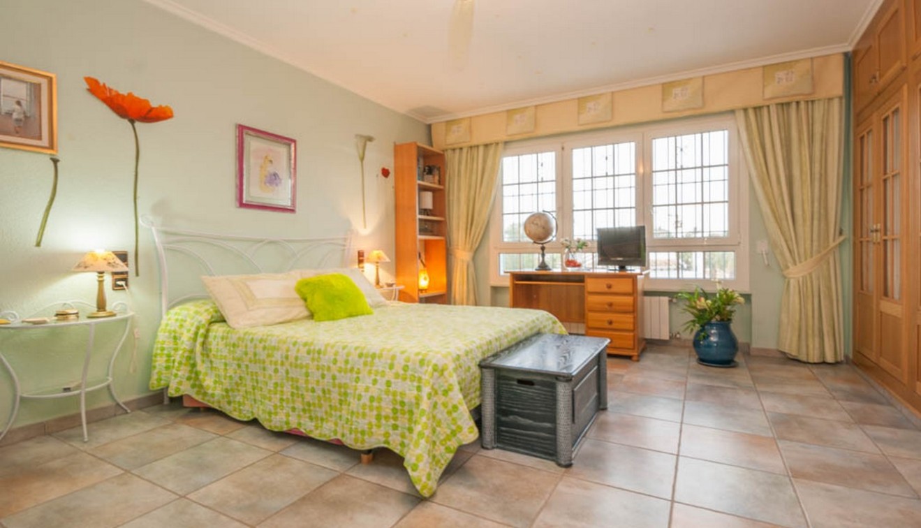 Sprzedaż - Willa - La Zenia