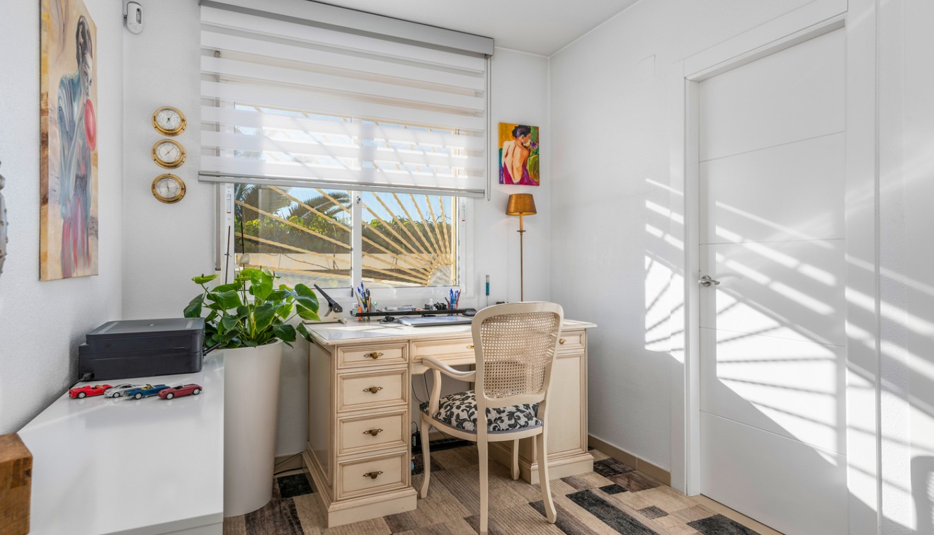 Sprzedaż - Willa - San Fulgencio - Oasis