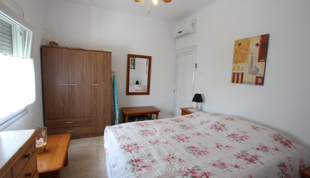 Sprzedaż - Willa - Torrevieja - Torrevieja, San Luis