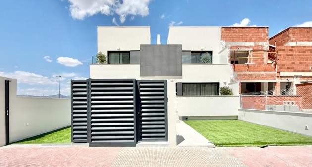 Town House - New Build - Cox - San Fernando