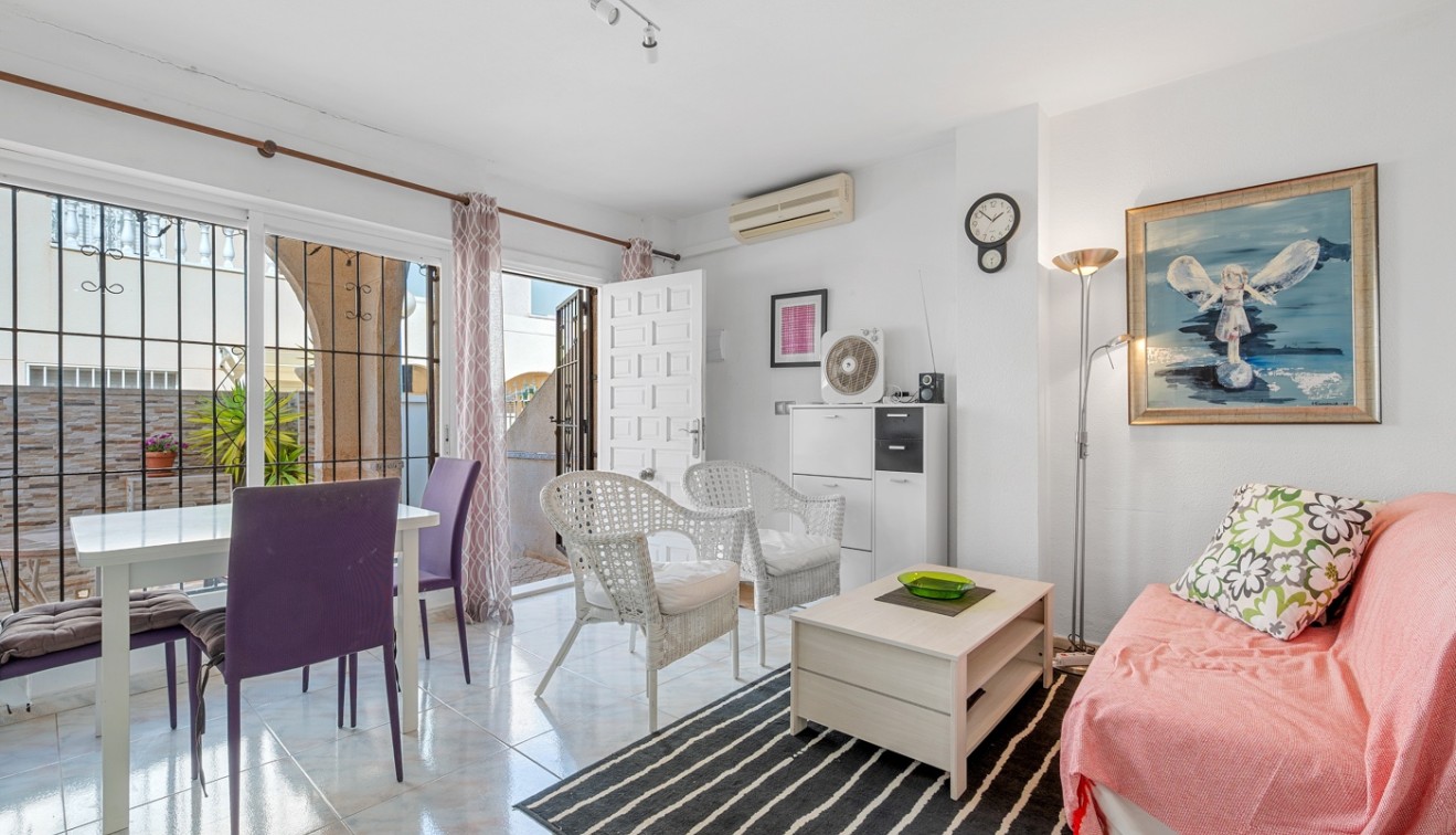 Venta - Adosado - ﻿Torrevieja (Alicante) - Spain