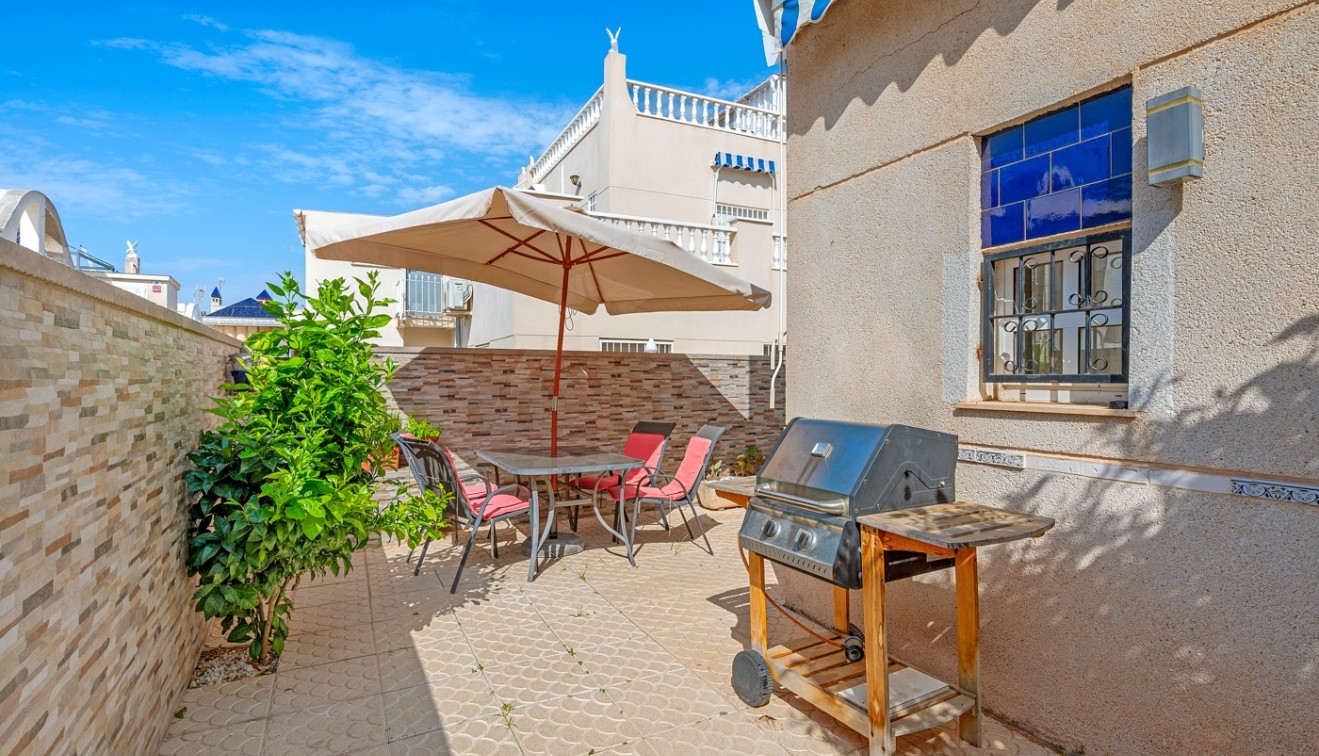 Venta - Adosado - Torrevieja - Spain