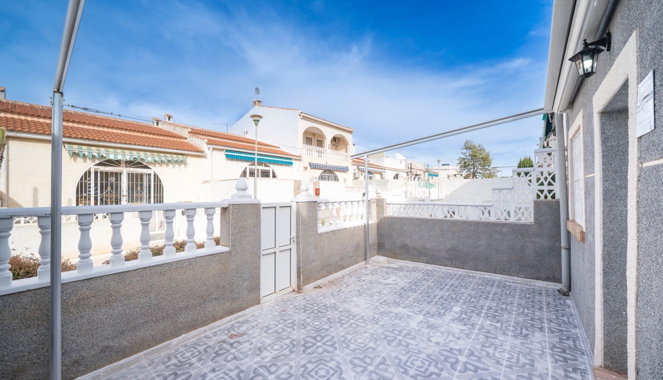 Venta - Bungalow - Torrevieja - El chaparral