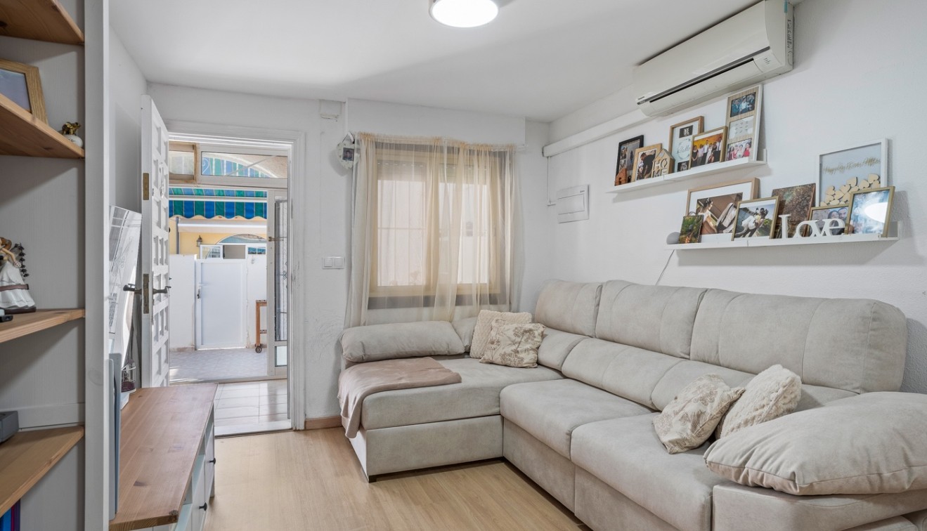 Venta - Bungalow - Torrevieja - La Siesta