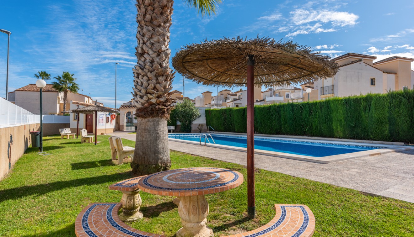 Venta - Chalet - Algorfa - Algorfa - Urb. Montebello