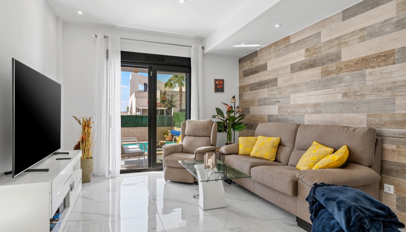 Venta - Chalet - Benijófar