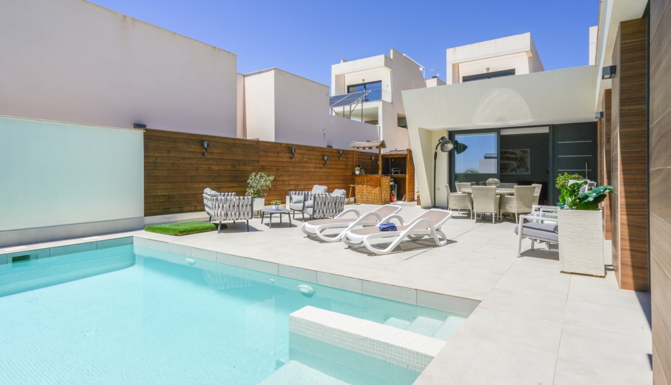 Venta - Chalet - Benijófar