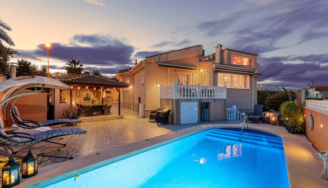 Venta - Chalet - Ciudad Quesada - Rojales