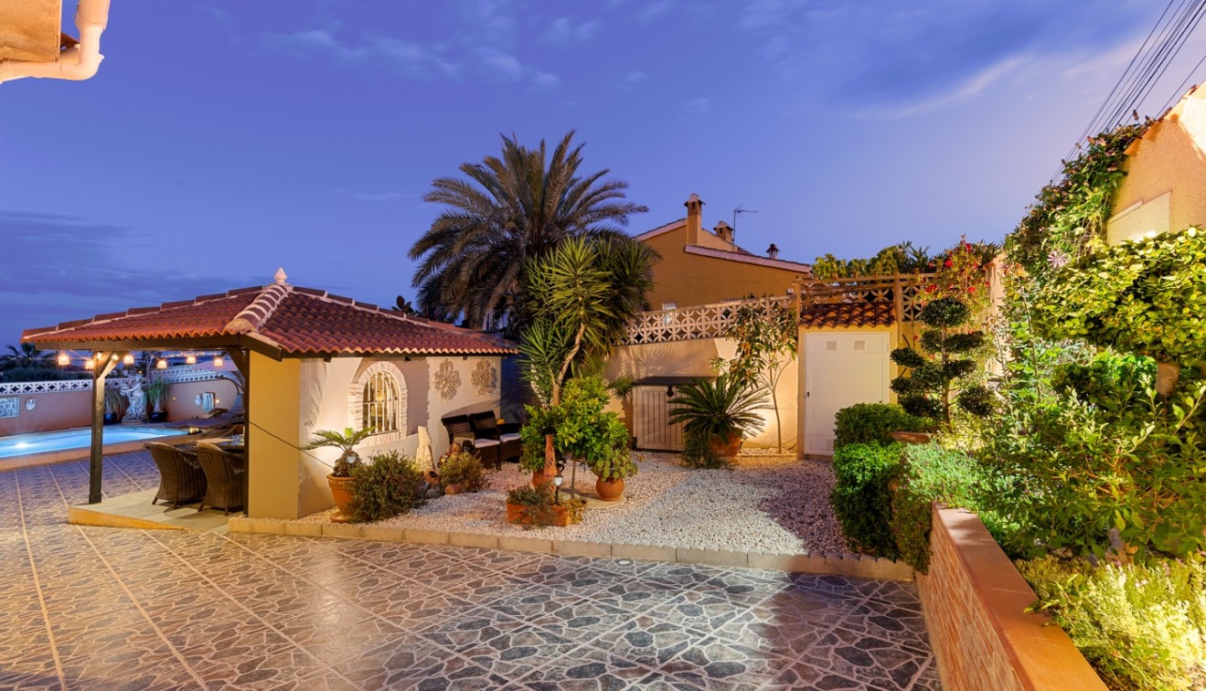 Venta - Chalet - Ciudad Quesada - Rojales