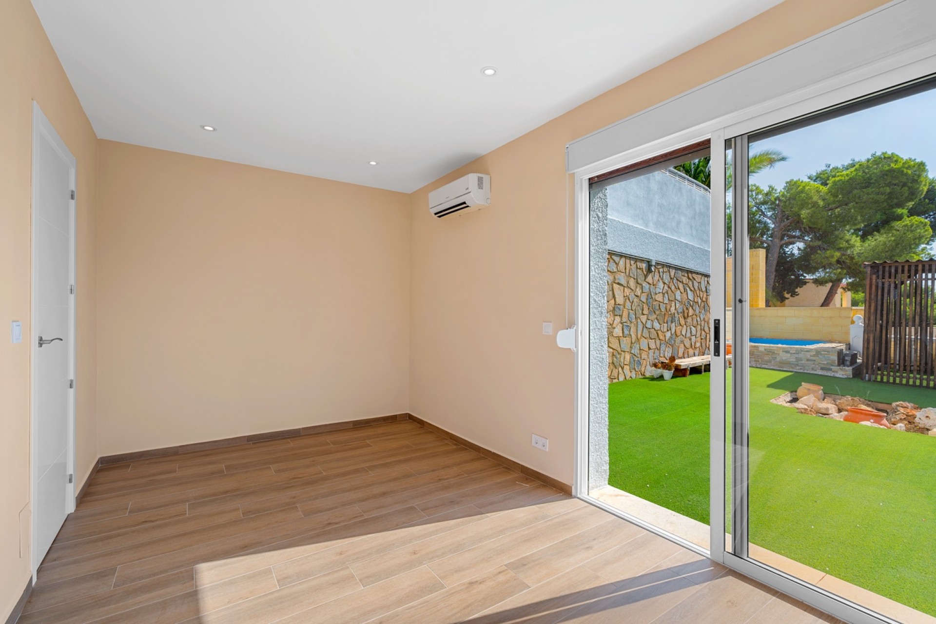 Venta - Chalet - La Nucia - La nucia