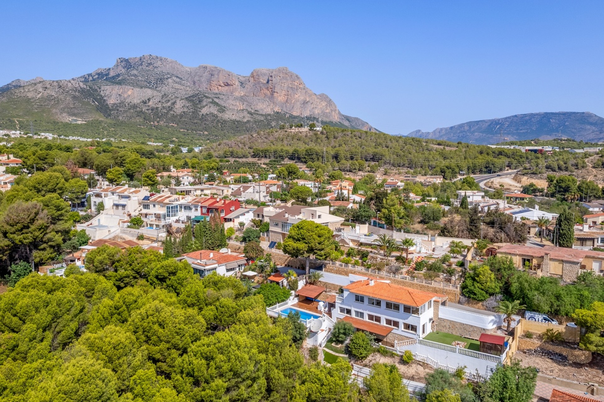 Venta - Chalet - La Nucia - La nucia