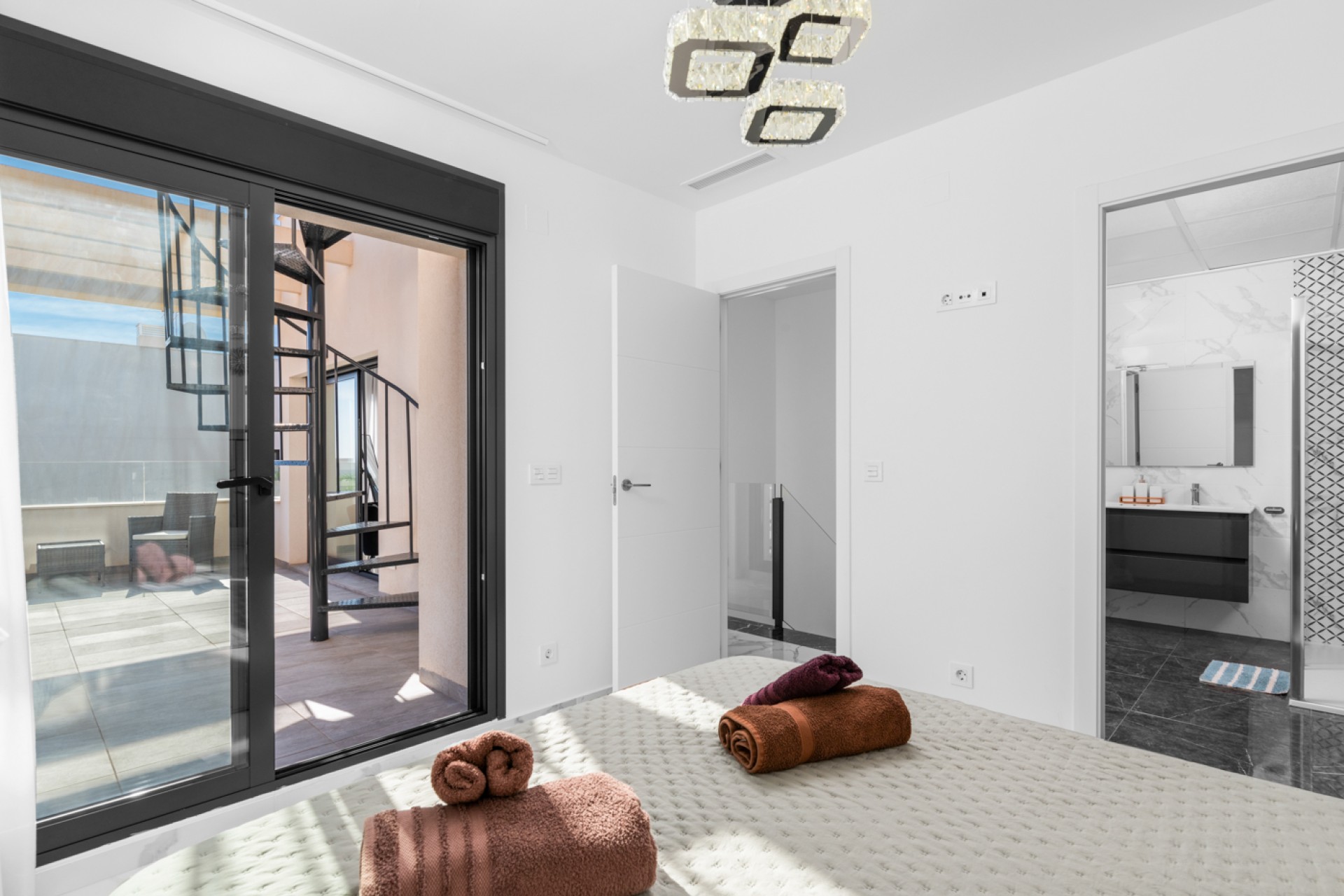 Venta - Chalet - Los Montesinos