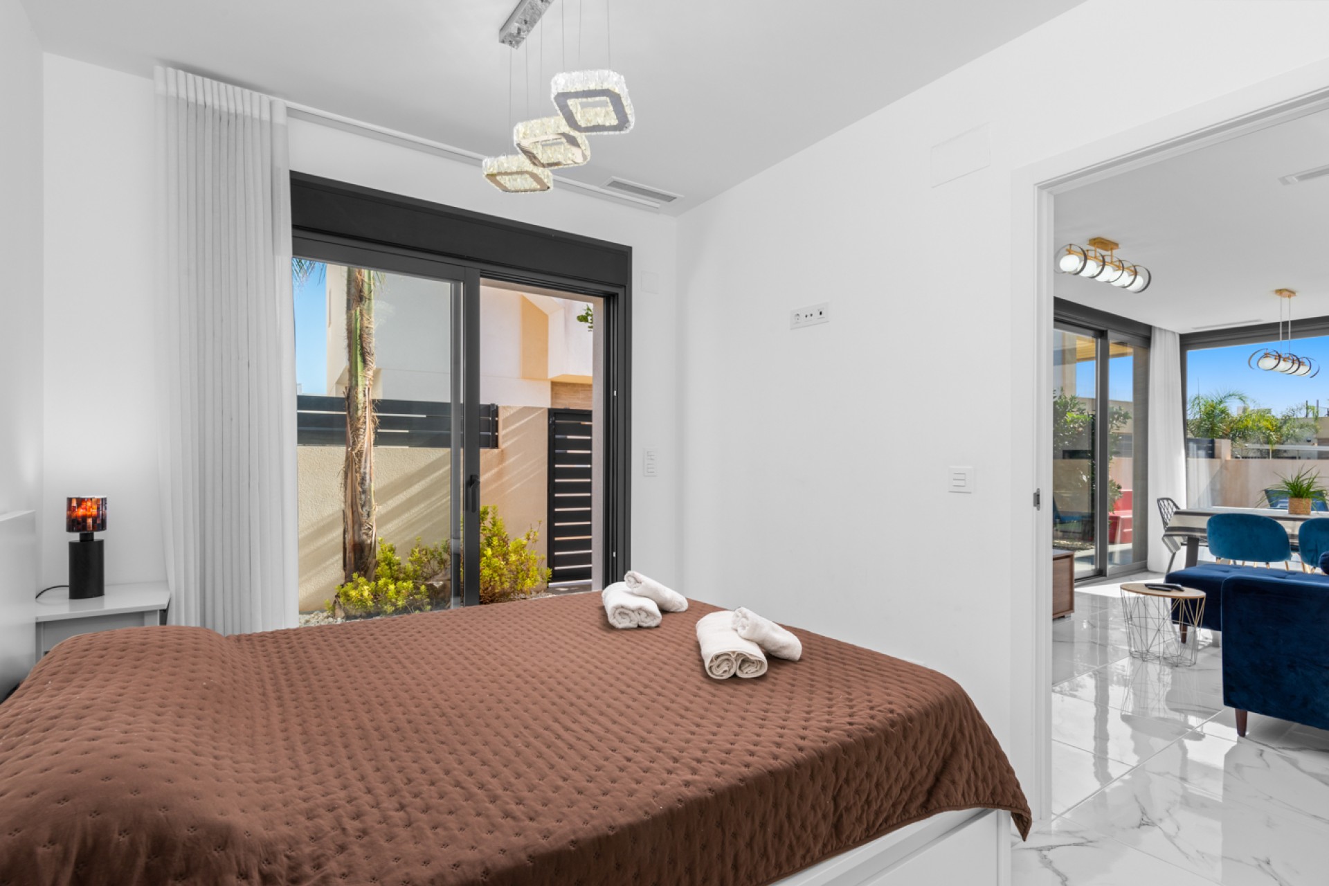 Venta - Chalet - Los Montesinos