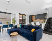 Venta - Chalet - Los Montesinos