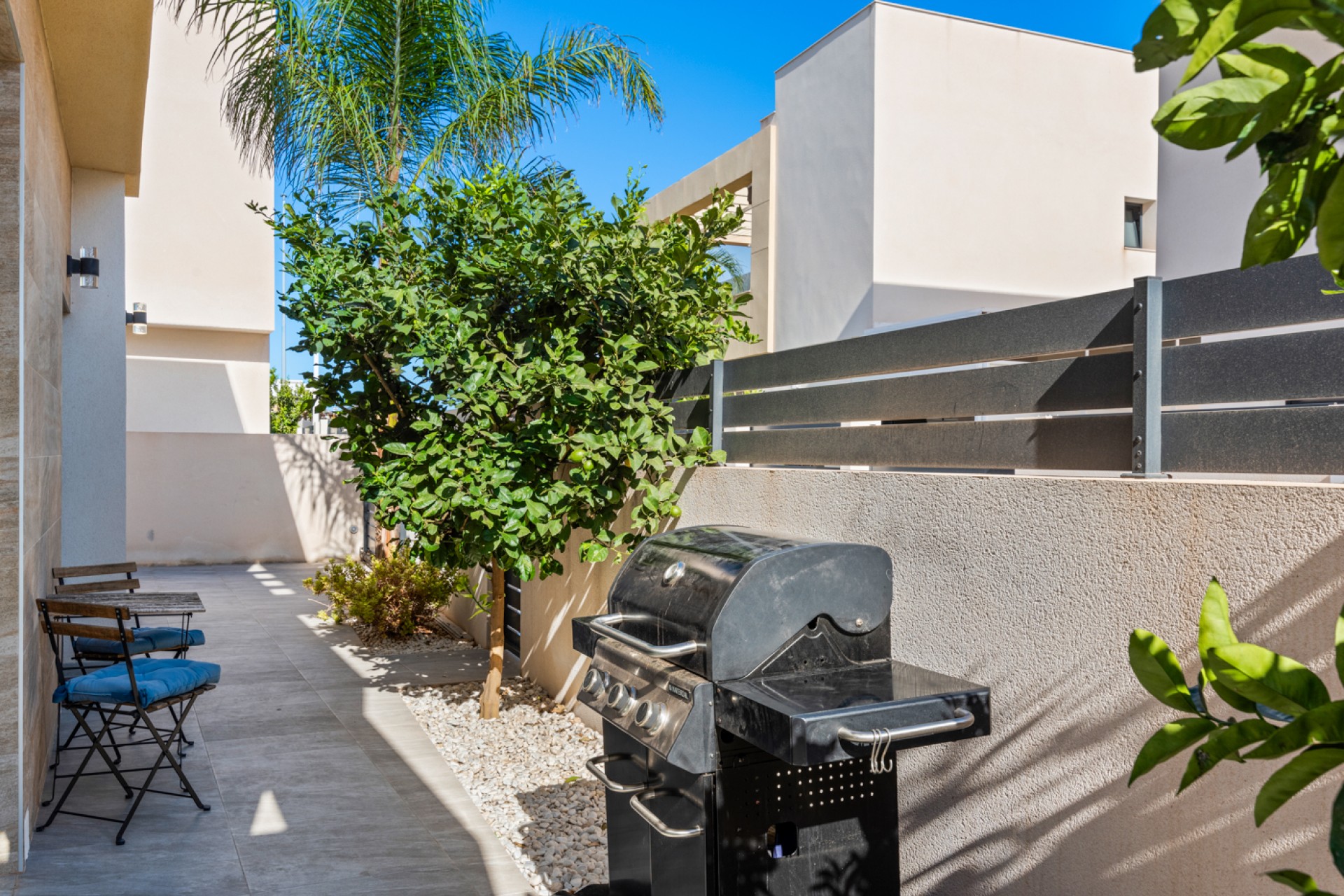 Venta - Chalet - Los Montesinos