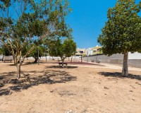 Venta - Chalet - Los Montesinos