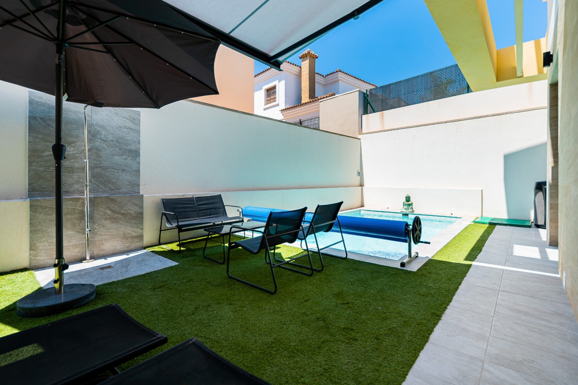 Venta - Chalet - Los Montesinos