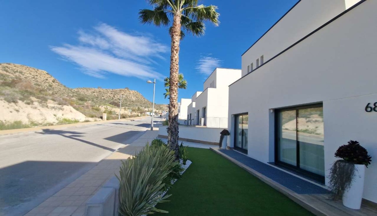 Venta - Chalet - Monforte del Cid - Font del Llop