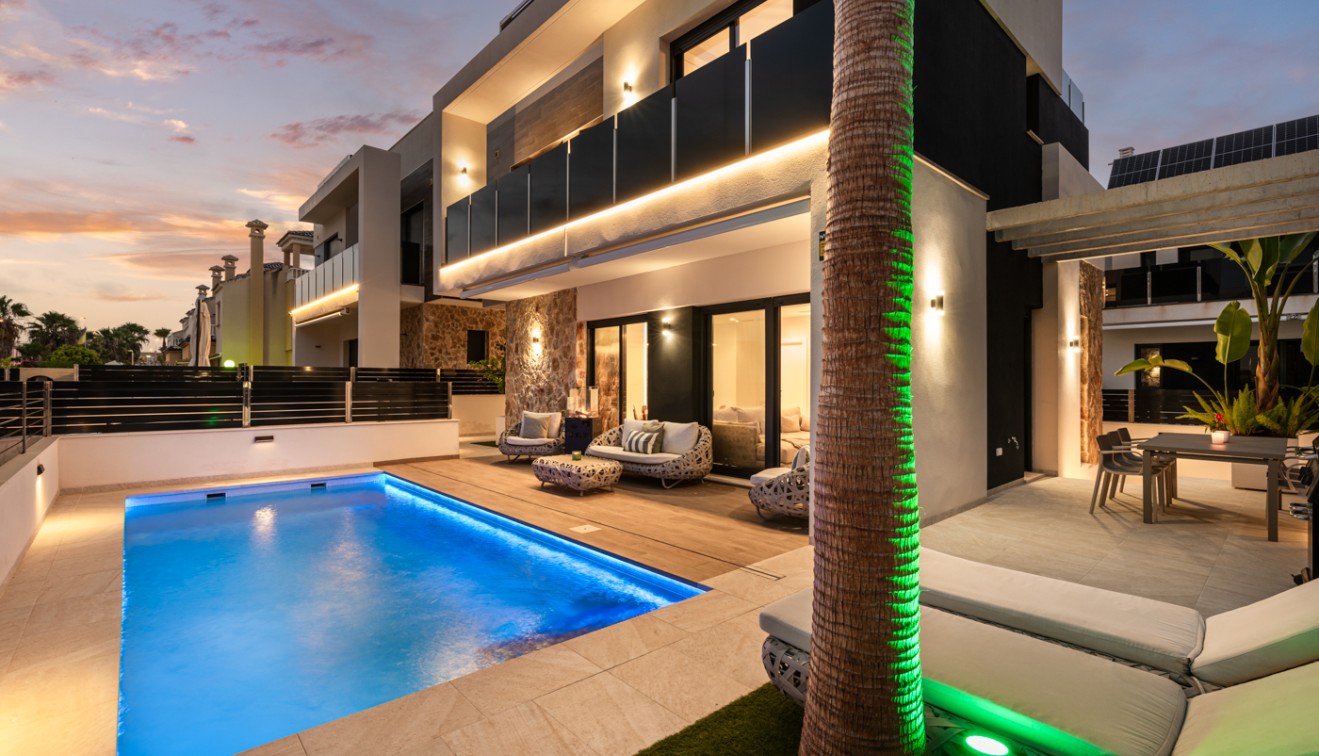 Venta - Chalet - Orihuela costa - Lomas de Cabo Roig