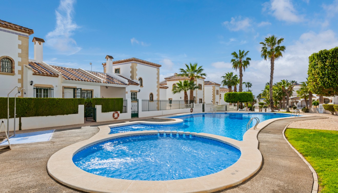 Venta - Chalet - Orihuela costa - Villamartín