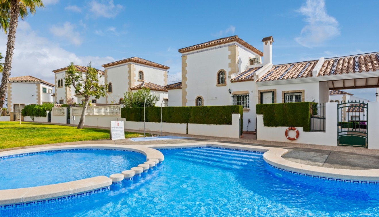 Venta - Chalet - Orihuela costa - Villamartín