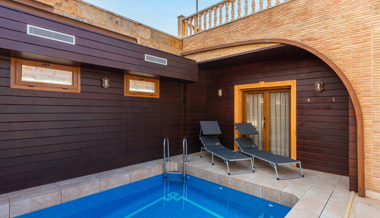 Venta - Chalet - Orihuela