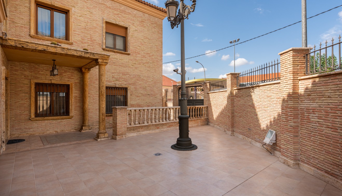 Venta - Chalet - Orihuela