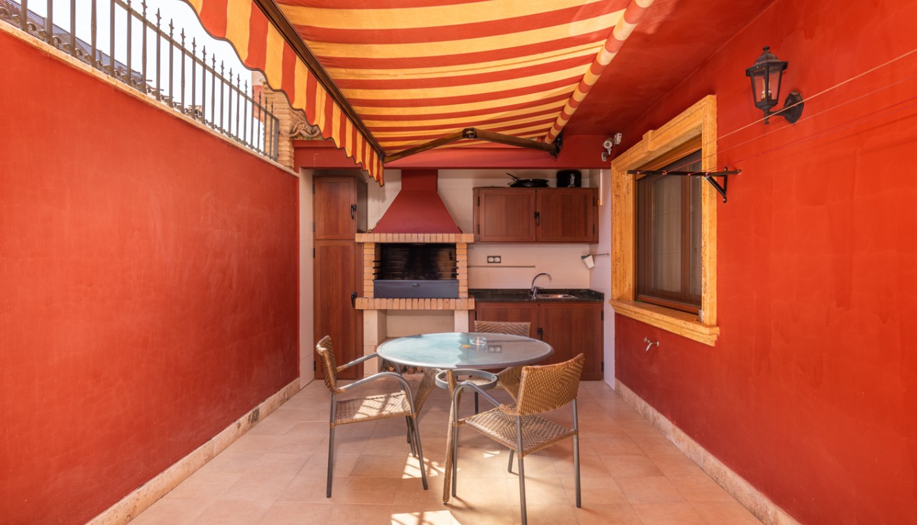 Venta - Chalet - Orihuela