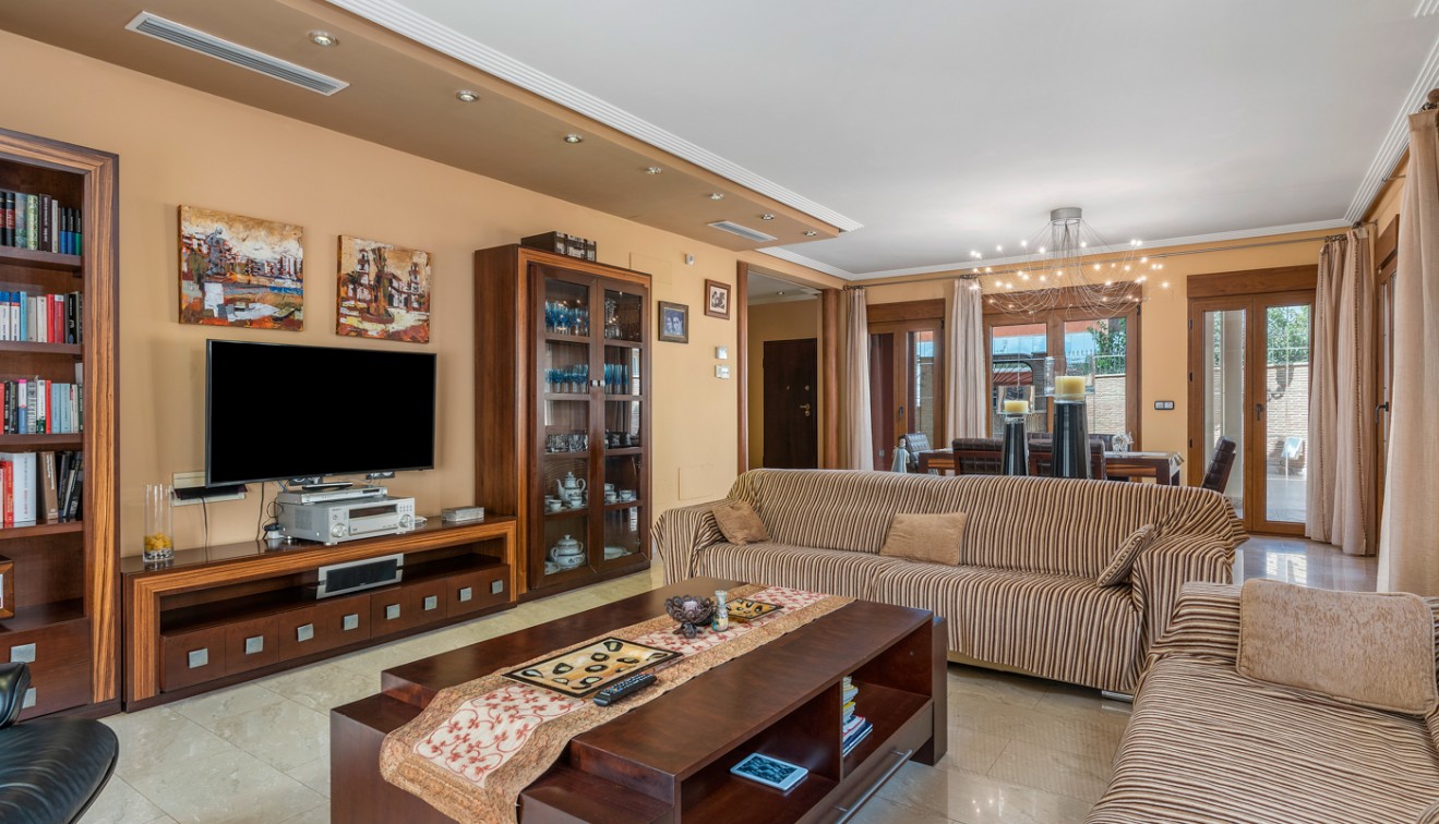 Venta - Chalet - Orihuela