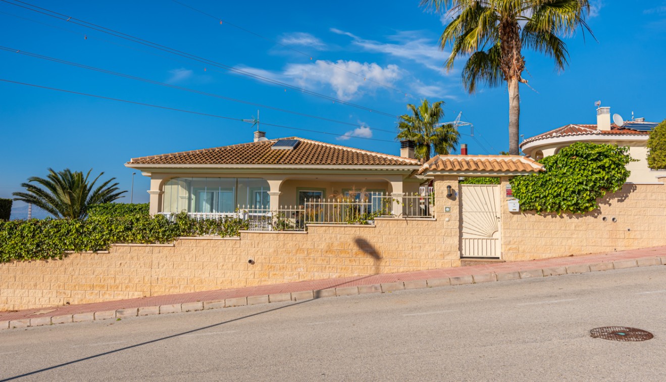 Venta - Chalet - San Fulgencio - Oasis