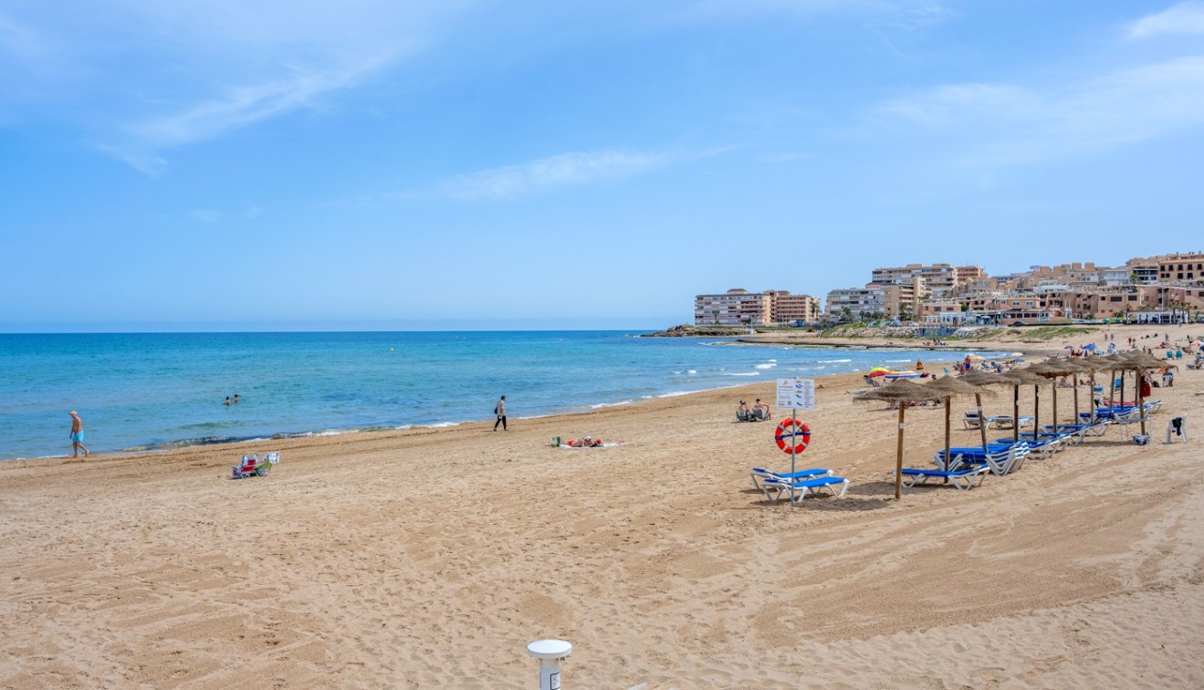 Venta - Chalet - Torrevieja - La Mata