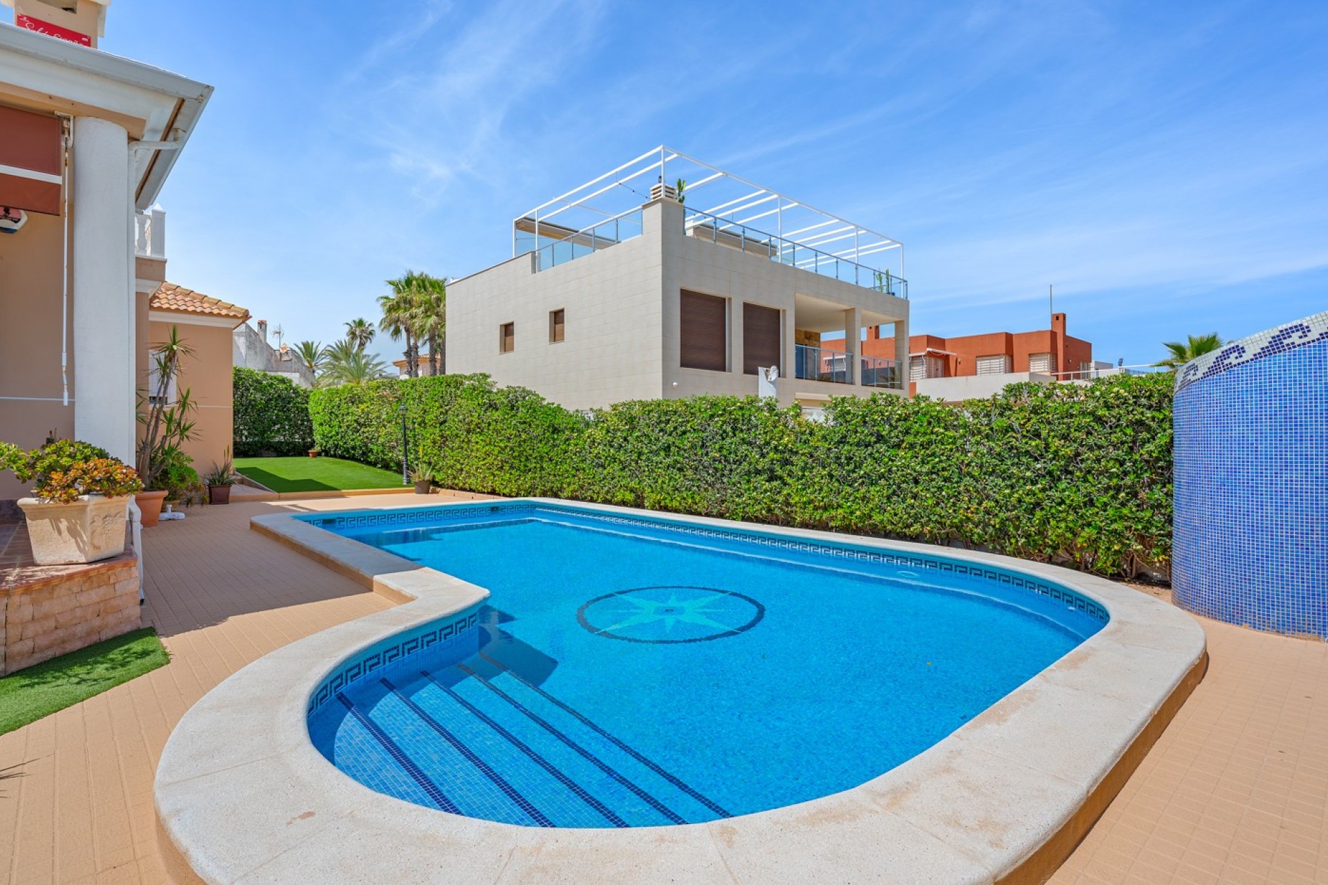 Venta - Chalet - Torrevieja - La Mata
