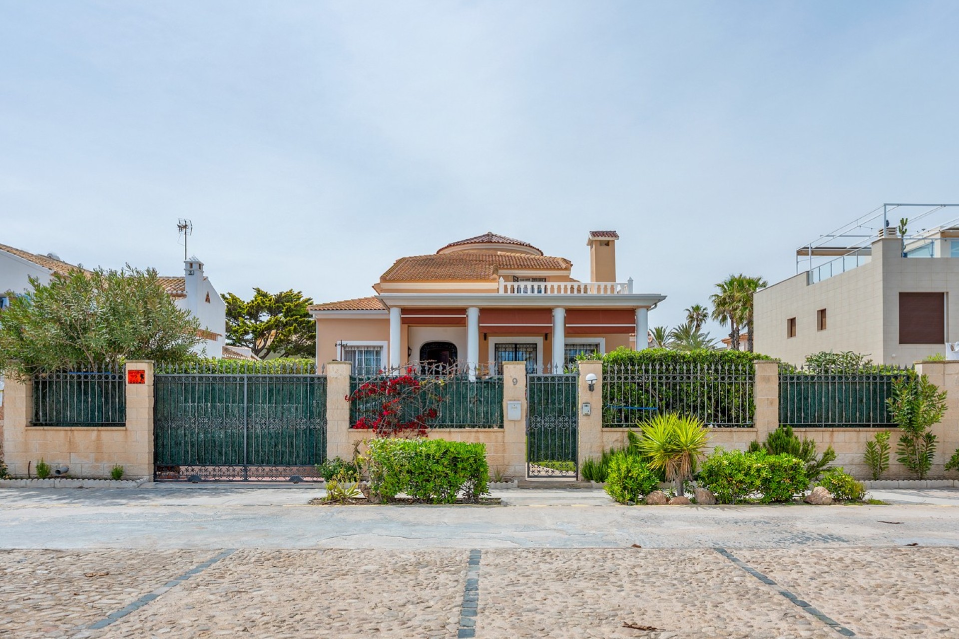 Venta - Chalet - Torrevieja - La Mata
